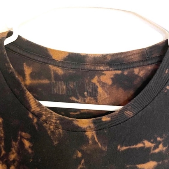 Guns N' Roses Bleach Dyed Graphic Tee Unisex - Picture 3 of 6